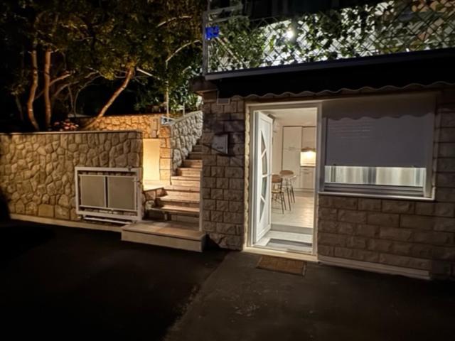 Lory Apartmani Dramalj Esterno foto